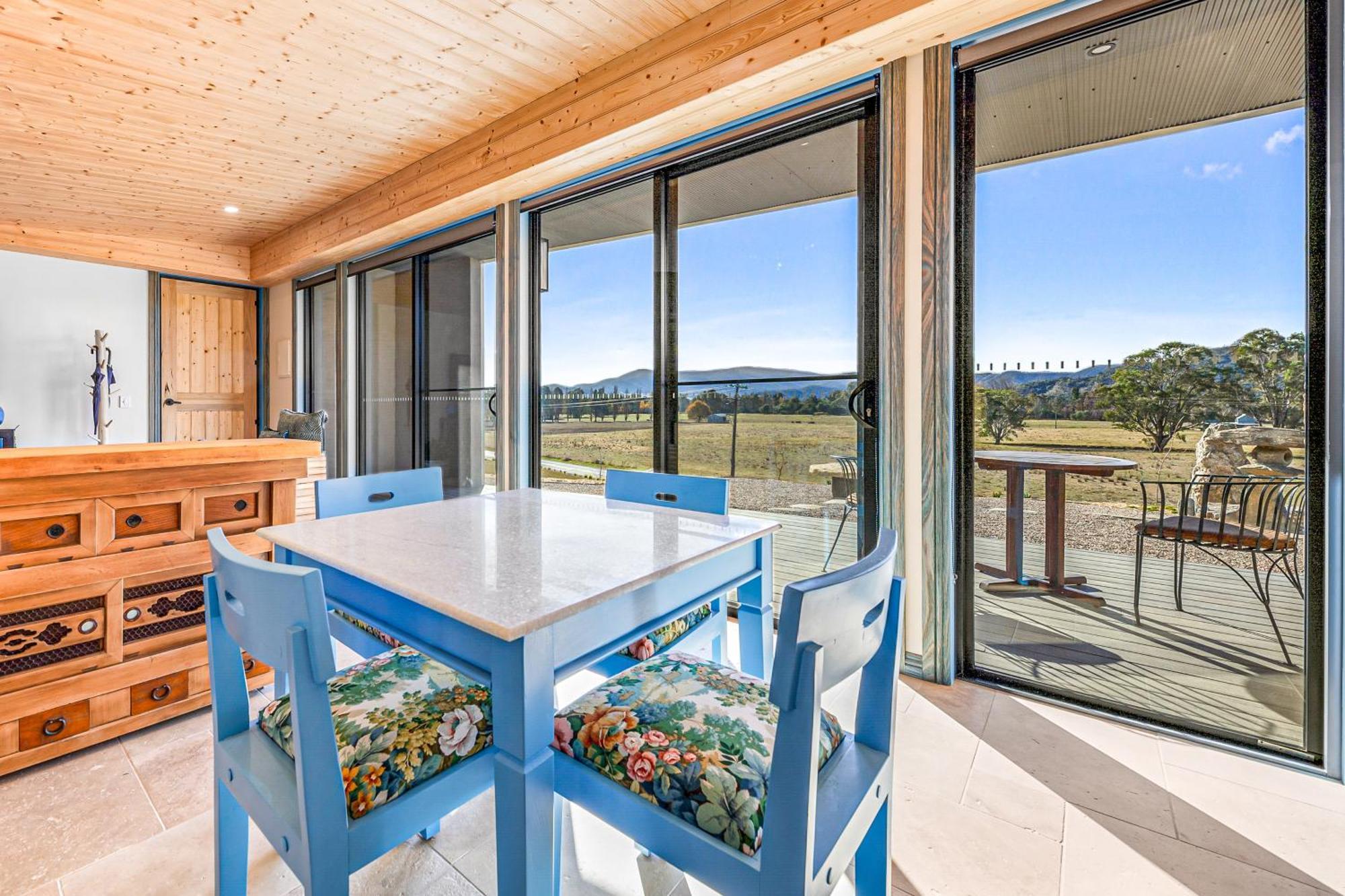 Panoramia Villas Myrtleford Exterior photo